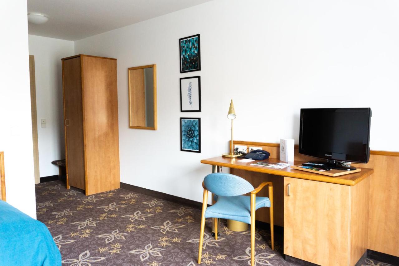 Hotel Wuerttemberger Hof Ерінґен Екстер'єр фото