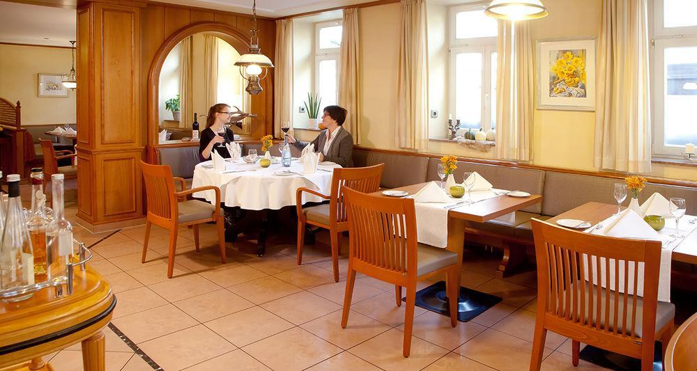 Hotel Wuerttemberger Hof Ерінґен Екстер'єр фото